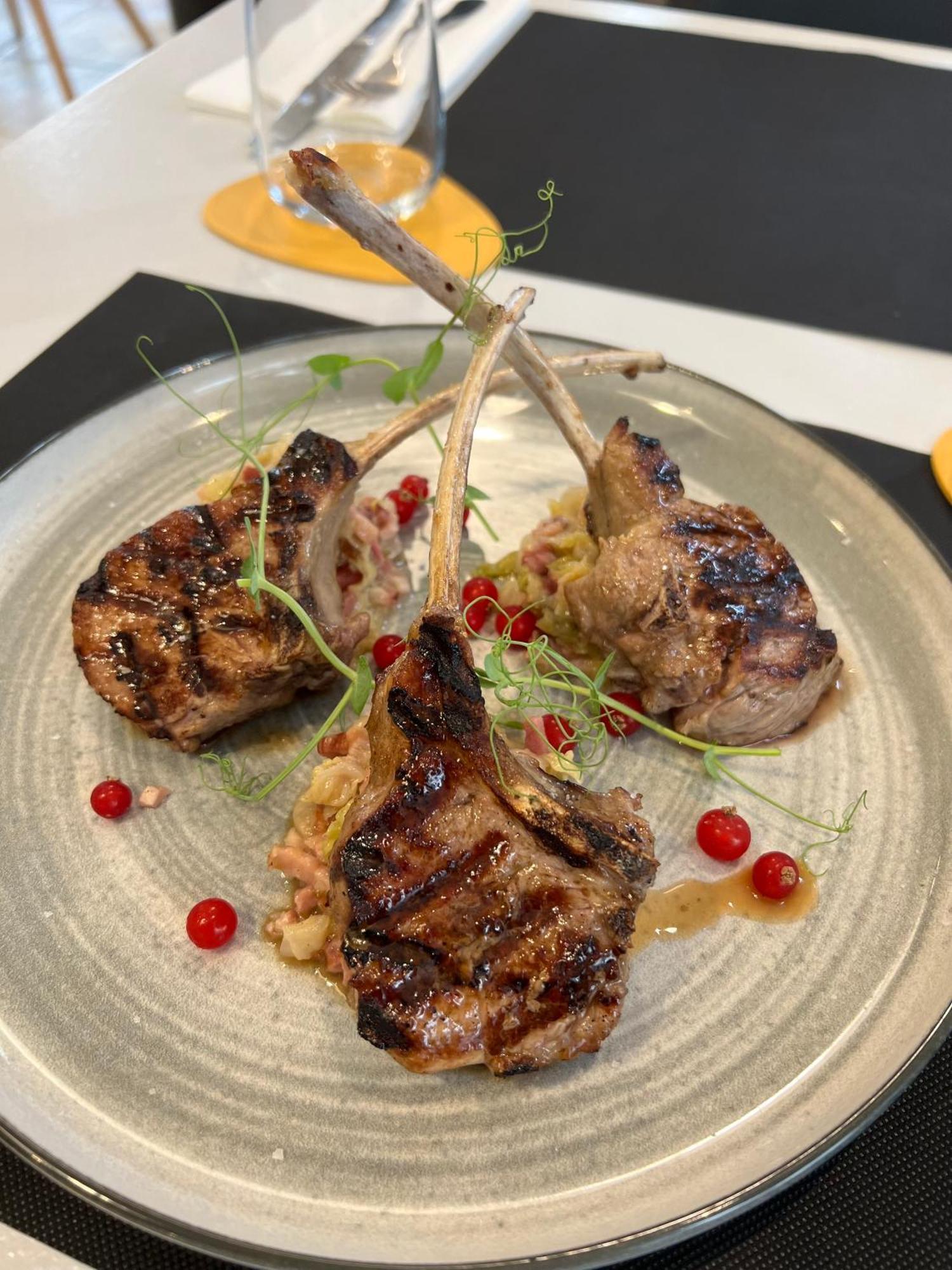 Hotel 2 Etoiles Et Restaurant Le Galet Bleu ฟูราส ภายนอก รูปภาพ